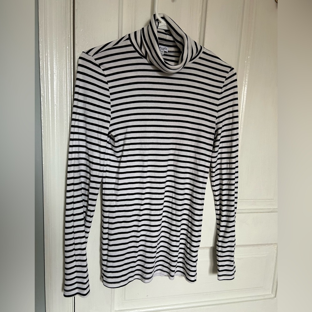 Splendid striped turtleneck classic stake sz L